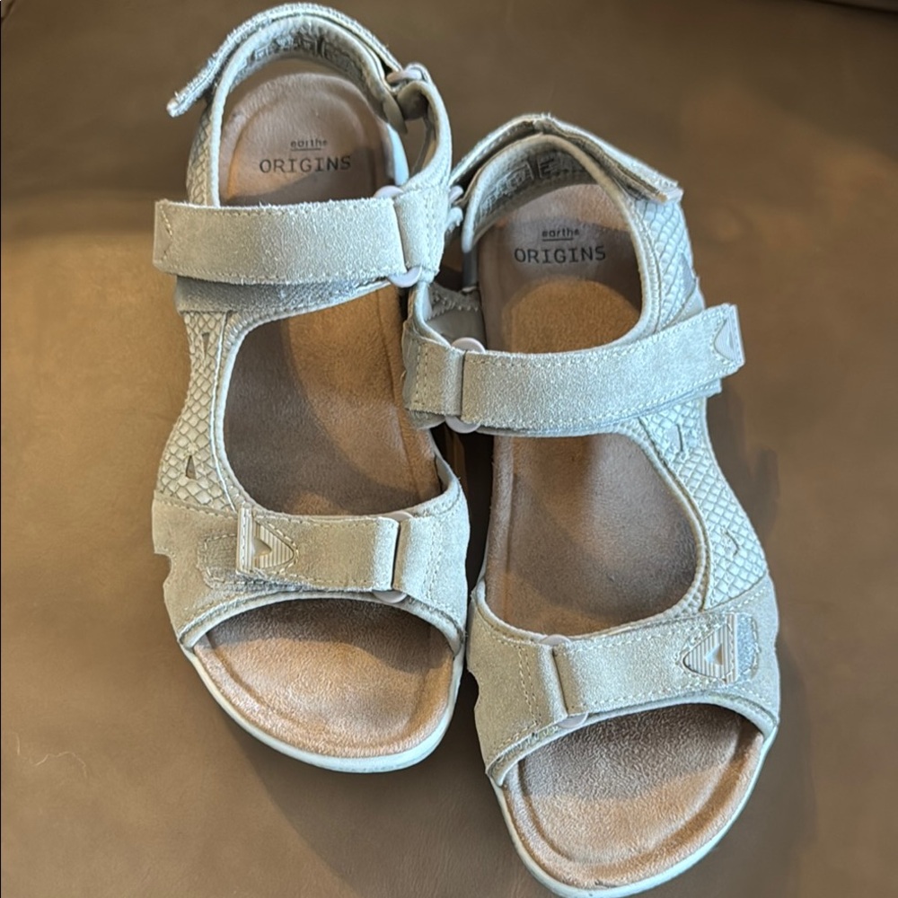 Earth Origins Women's Sandals - Light Tan